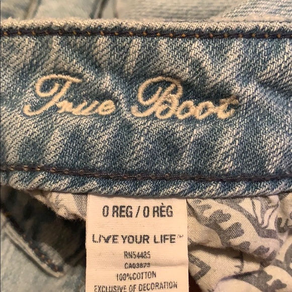 American Eagle Jeans - Picture 3 of 3